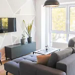 Διαμέρισμα New York - Fuer Freunde & Familien, Stadtnah, Parkplatz, E-ladestation, Gitterbox Fuer Fahrraeder, Fitnessstudio, Digitale Gaestemappe Mit Restaurant- Und Unternehmenstipps Κόμπλεντς