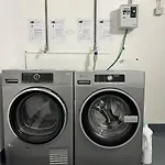 New York - Fuer Freunde & Familien, Stadtnah, Parkplatz, E-ladestation, Gitterbox Fuer Fahrraeder, Fitnessstudio, Digitale Gaestemappe Mit Restaurant- Und Unternehmenstipps * Κόμπλεντς
