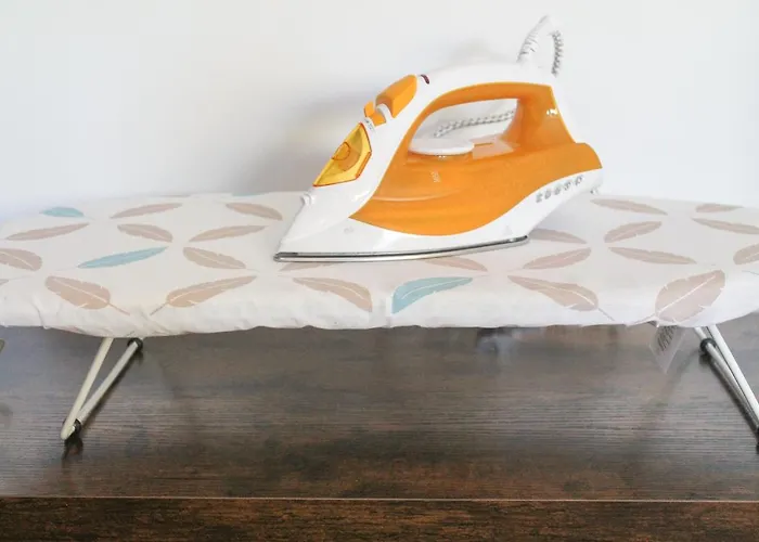 New York - Fuer Freunde & Familien, Stadtnah, Parkplatz, E-ladestation, Gitterbox Fuer Fahrraeder, Fitnessstudio, Digitale Gaestemappe Mit Restaurant- Und Unternehmenstipps * Coblenza